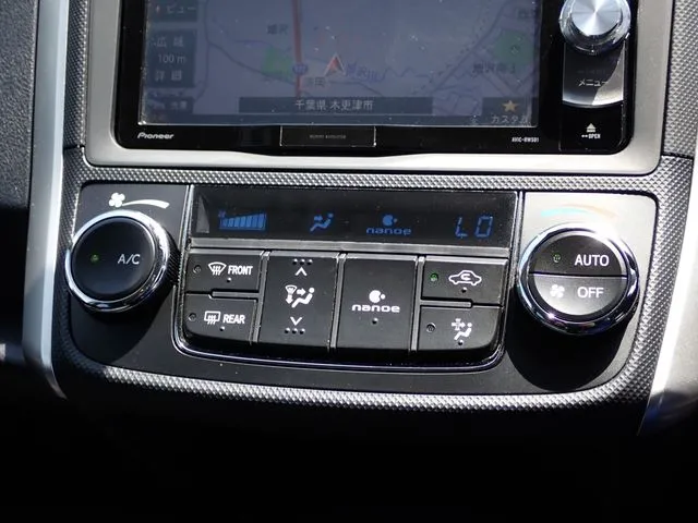 カローラフィールダー　ハイブリッド（トヨタ）の車両写真