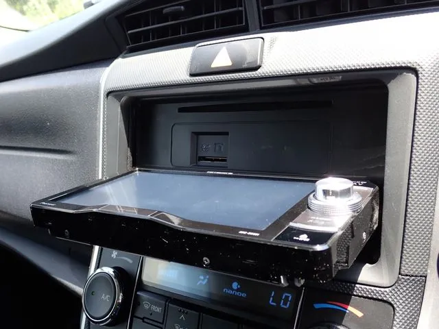 カローラフィールダー　ハイブリッド（トヨタ）の車両写真