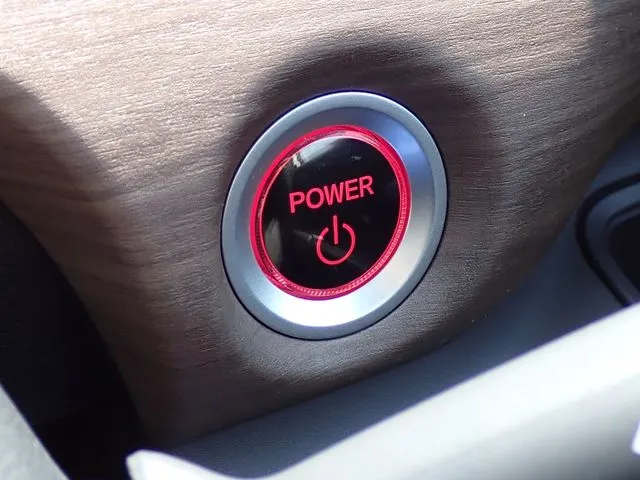 フリードプラス　ハイブリッド（ホンダ）の車両写真