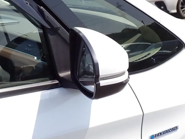フリードプラス　ハイブリッド（ホンダ）の車両写真