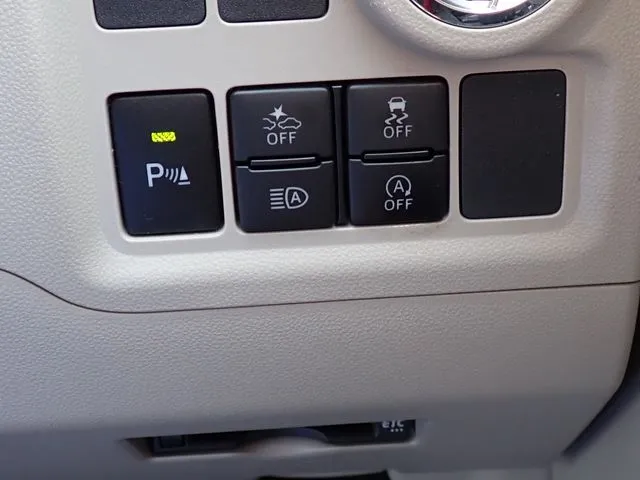 ブーン(ダイハツ)の車両写真