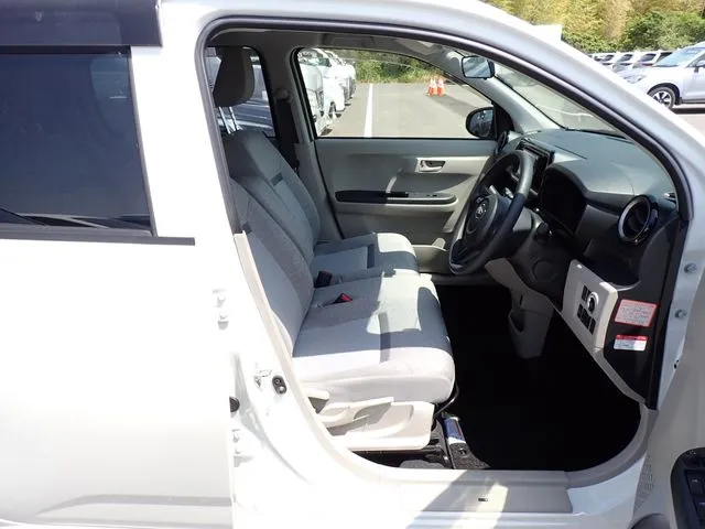 ブーン(ダイハツ)の車両写真