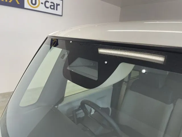N BOX(ホンダ)の車両写真