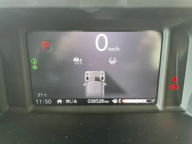N BOX(ホンダ)の車両写真