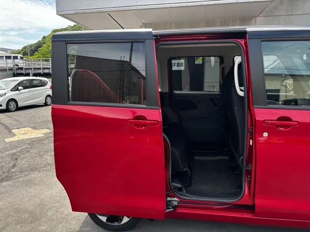 ルークス(ニッサン)の車両写真