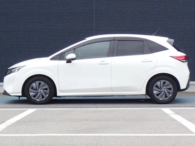 ノート（ニッサン）の車両写真