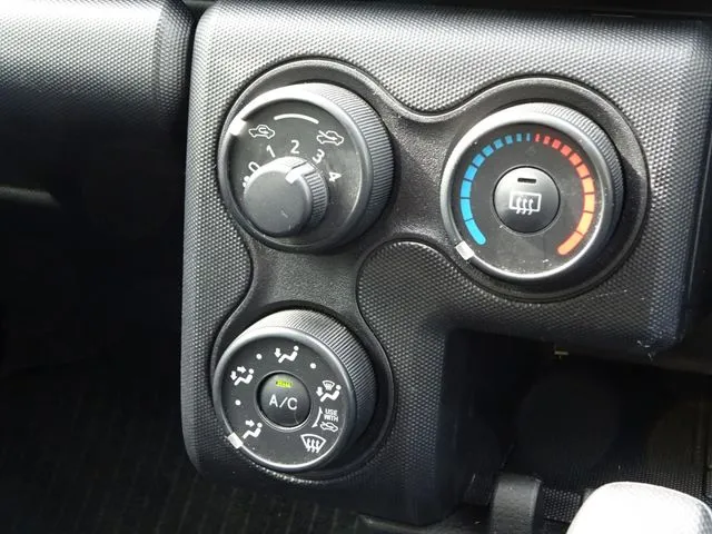 プロボックスバン 2WD(トヨタ)の車両写真