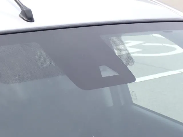 ニッサン　マーチ