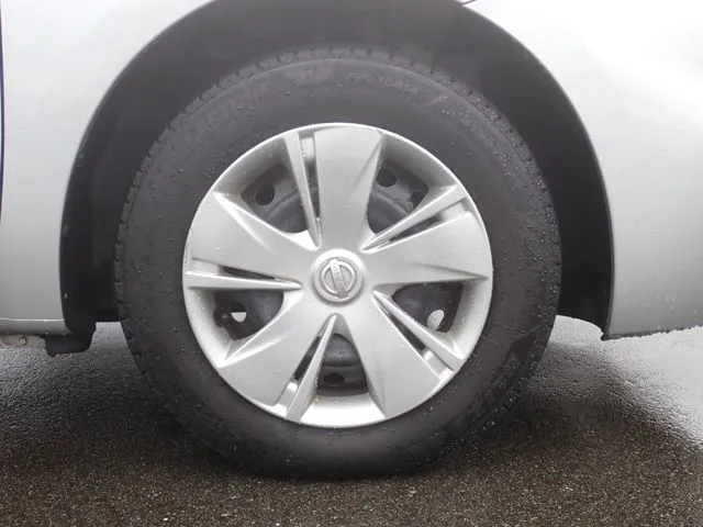 ニッサン　マーチ