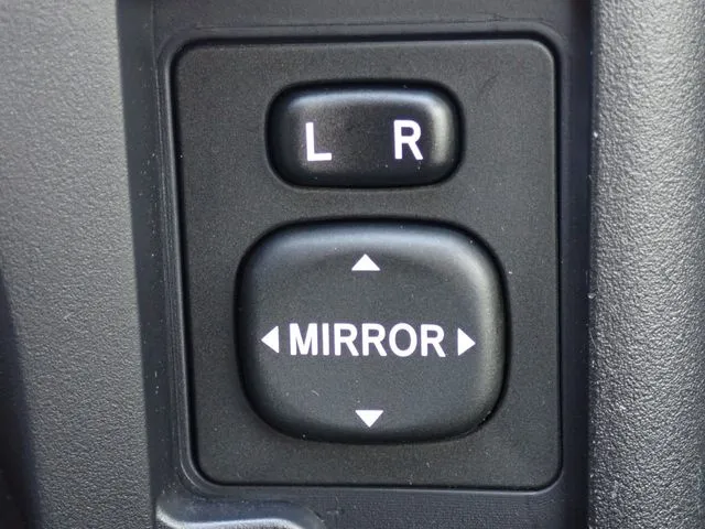 プロボックスバン 2WD(トヨタ)の車両写真