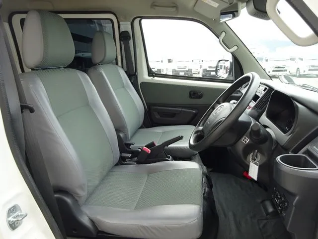 タウンエースバン 4WD(トヨタ)の車両写真