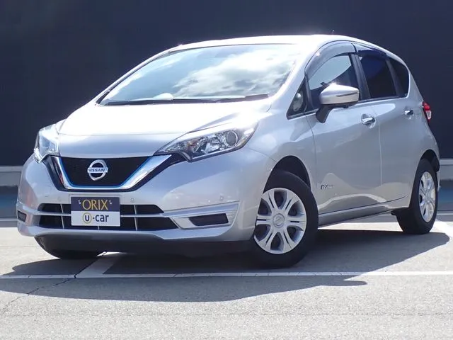 ノート(ニッサン)の車両写真