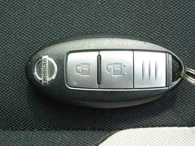 ノート(ニッサン)の車両写真