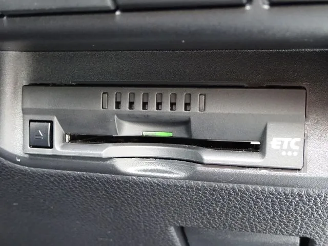 アクア（トヨタ）の車両写真