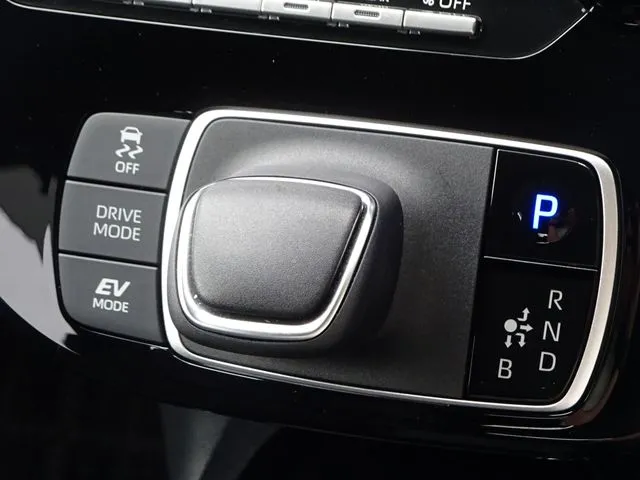 アクア（トヨタ）の車両写真