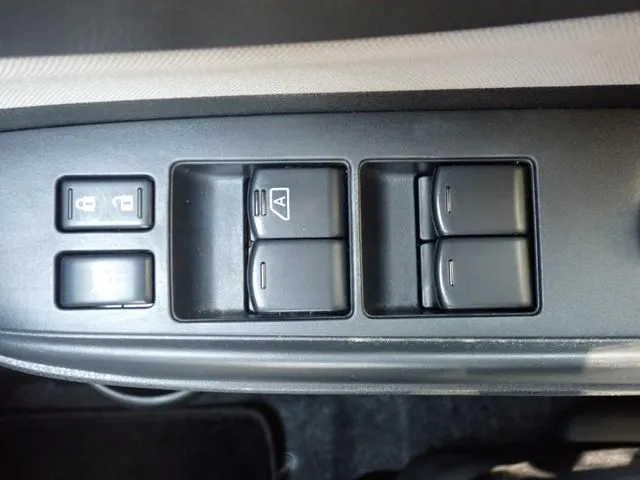ノート(ニッサン)の車両写真