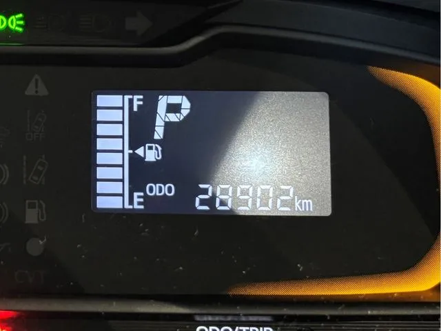 ダイハツ　ミラ　イース　４ＷＤ