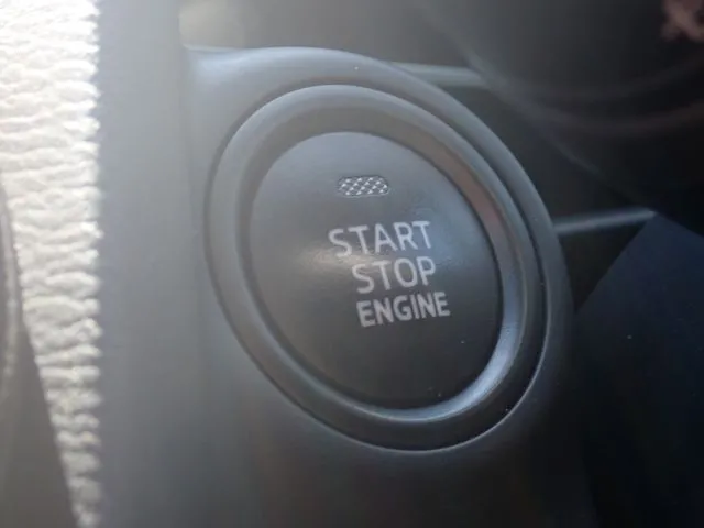 MAZDA2(マツダ)の車両写真