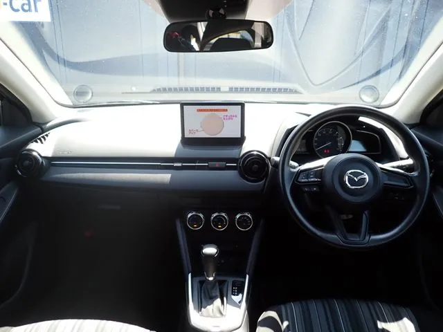 MAZDA2(マツダ)の車両写真