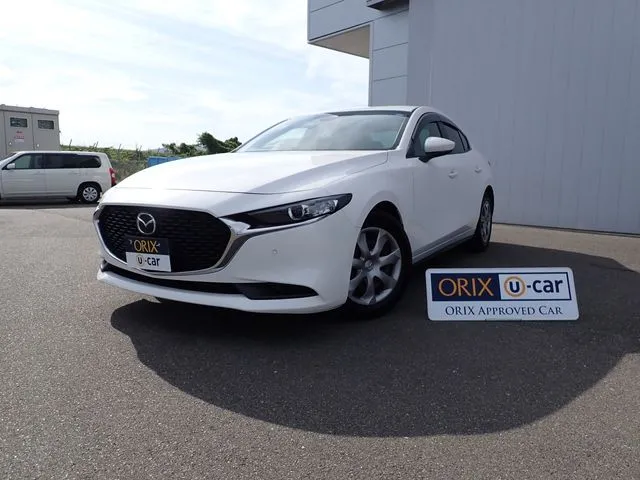 マツダ MAZDA3 セダン