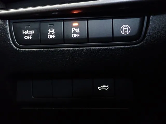 マツダ MAZDA3 セダン