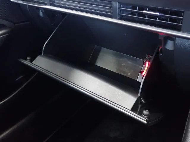 マツダ MAZDA3 セダン