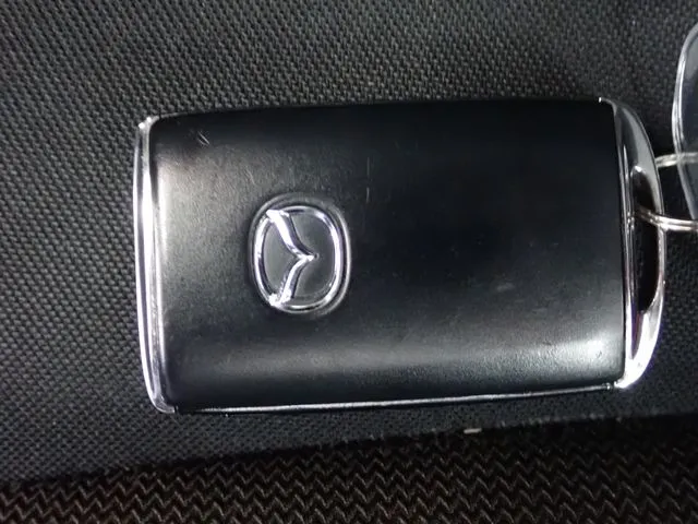 マツダ MAZDA3 セダン