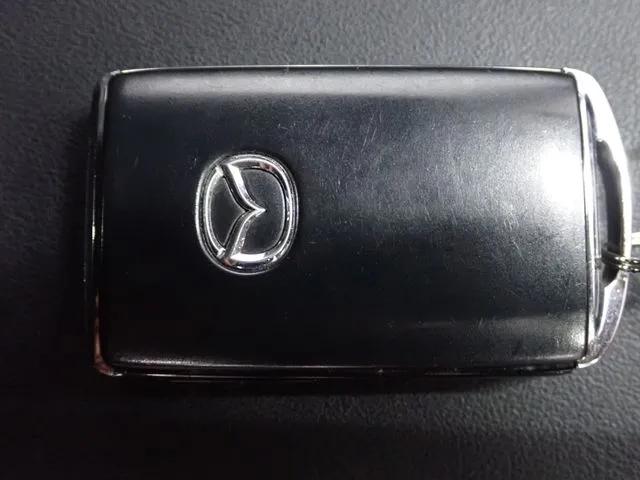 マツダ　ＭＡＺＤＡ３　ファストバック