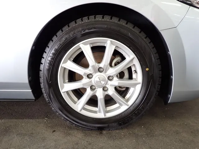 マツダ　ＭＡＺＤＡ３　ファストバック