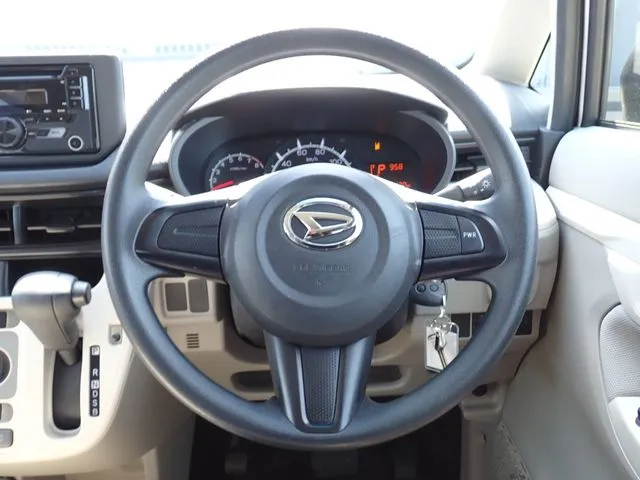 ムーヴ（ダイハツ）の車両写真