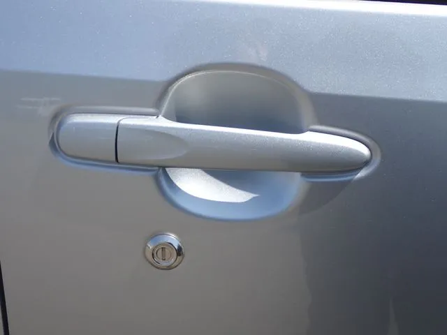 ムーヴ（ダイハツ）の車両写真