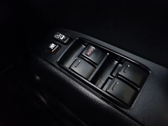 トヨタ サクシードバン ハイブリッド