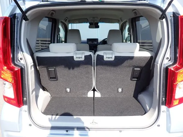 ムーヴ(ダイハツ)の車両写真