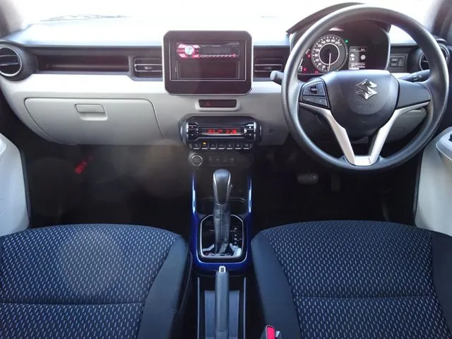 イグニス 4WD(スズキ)の車両写真