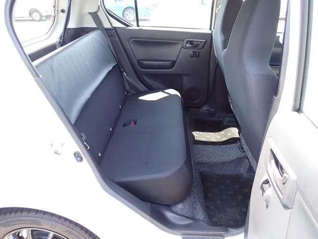 ミラ イース(ダイハツ)の車両写真