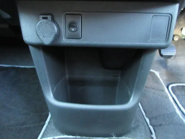 パッソ（トヨタ）の車両写真