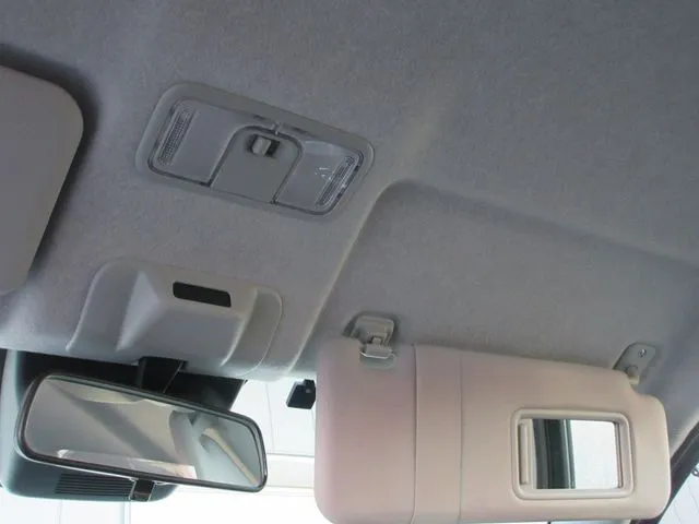 パッソ（トヨタ）の車両写真
