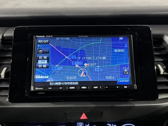 ホンダ　フィット　ｅ：ＨＥＶ　４ＷＤ