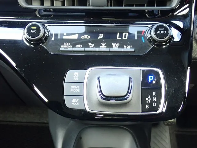 アクア(トヨタ)の車両写真