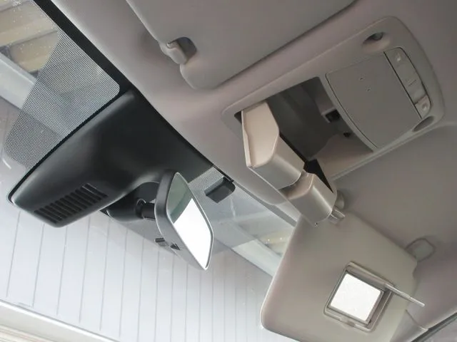 エクストレイル ハイブリッド 4WD(ニッサン)の車両写真