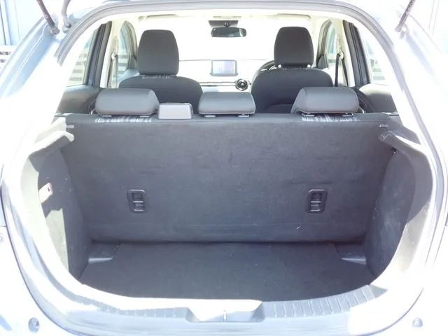MAZDA2(マツダ)の車両写真