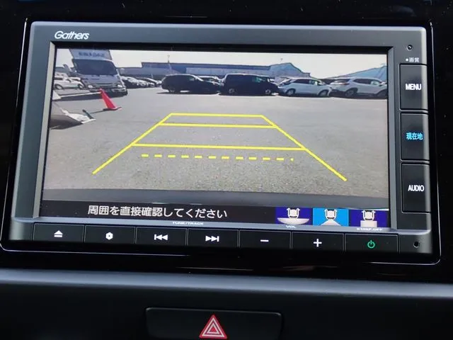 フィット　ｅ：ＨＥＶ（ホンダ）の車両写真