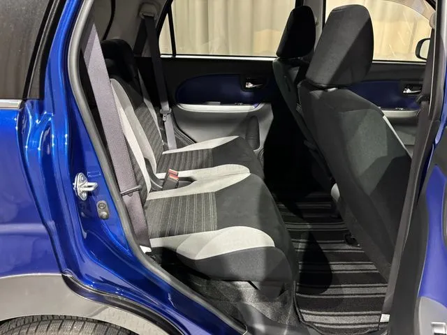 ダイハツ キャスト アクティバ 4WD