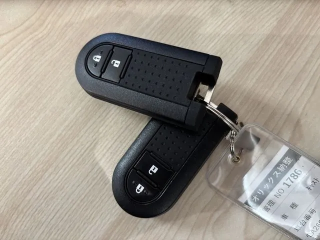 ダイハツ キャスト アクティバ 4WD