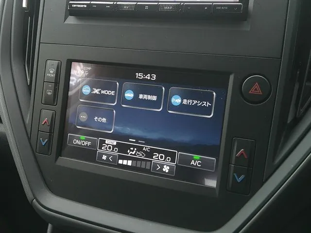 クロストレック（スバル）の車両写真