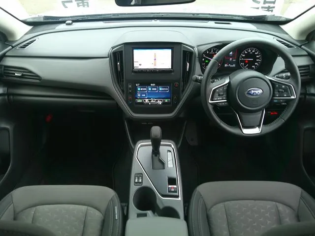 クロストレック（スバル）の車両写真