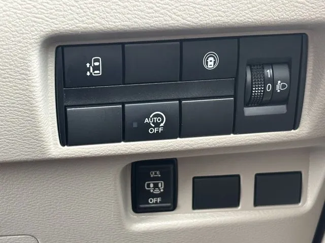 ニッサン ルークス