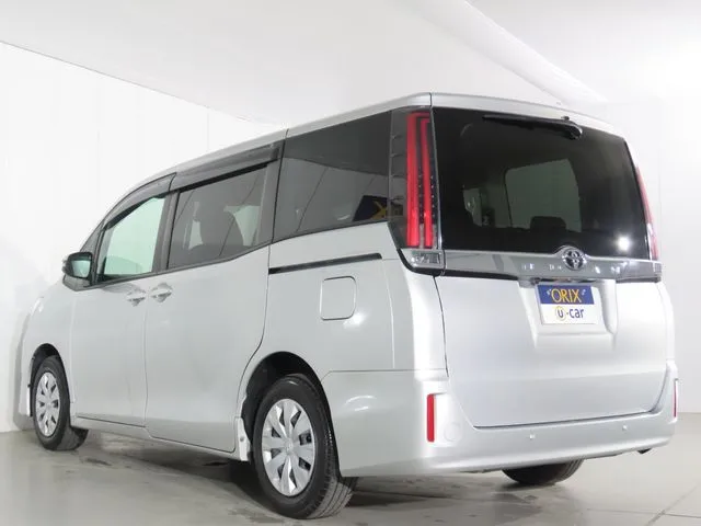 ノア（トヨタ）の車両写真