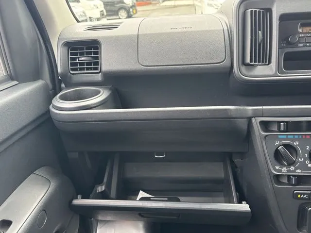 ハイゼットカーゴ（ダイハツ）の車両写真