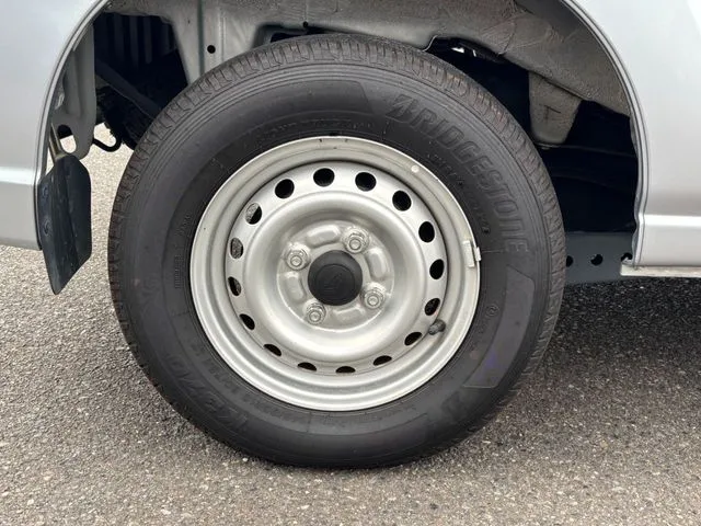 ハイゼットカーゴ（ダイハツ）の車両写真